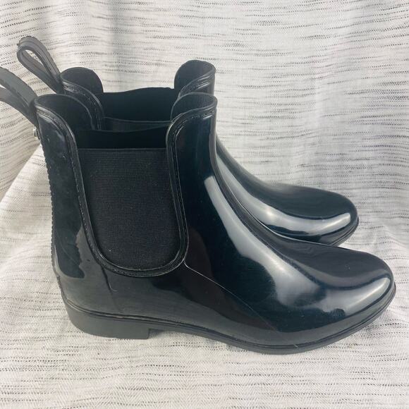 Marc Fisher Rainy2 Black Rubber Chelsea Boots Size 10 - Picture 2 of 9